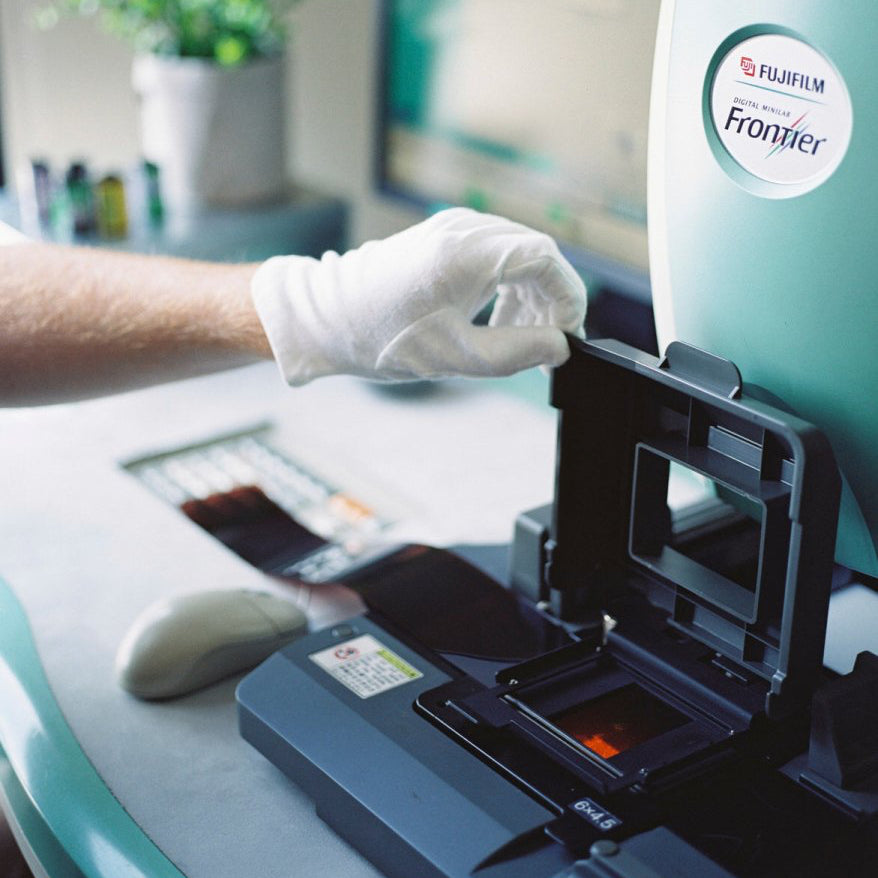 35mm Filmentwicklung + Scanning - filmstop.ch