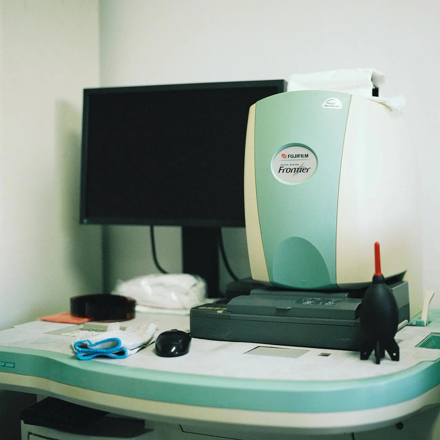 35mm Filmentwicklung + Scanning (C - 41) - filmstop.ch